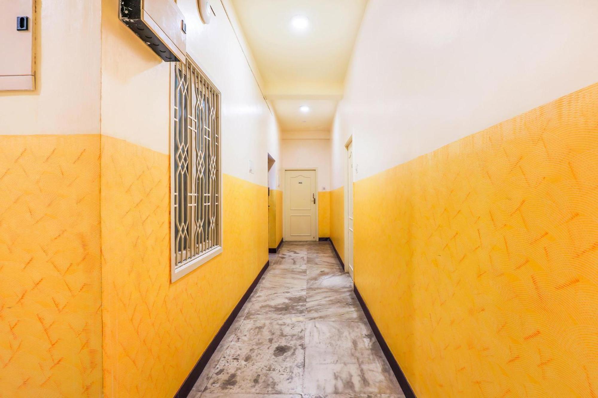 Fabexpress Santhi Inn - 500 Meters From Promenade Beach Pondicherry Esterno foto